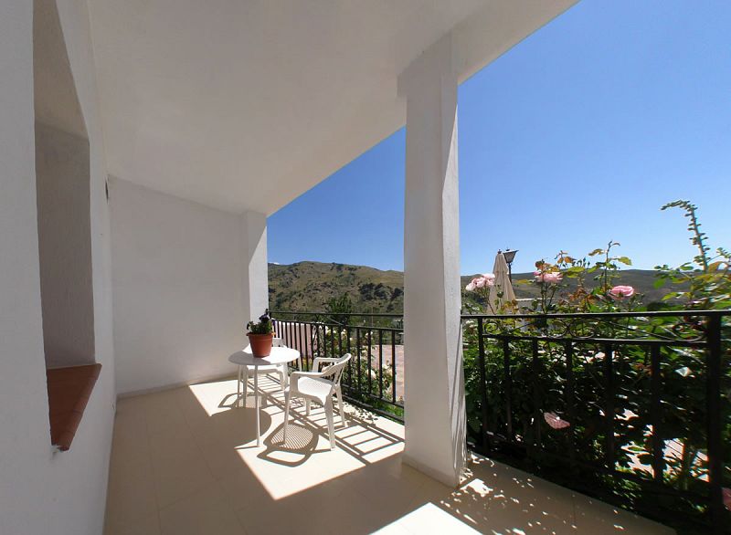 Terrasse am Schwimmbecken
